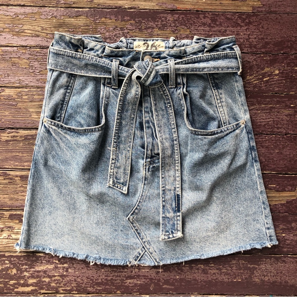 We The Free East of Eden Belted Denim Skirt Size 26 Paperbag Waist